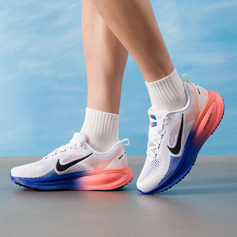 NIKE VOMERO 18 HM6803-114 Têni - Lightweight Road Running Shoes avaliação e preço